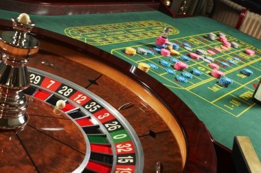 Fishing Games interface showing animated targets and scoring display
